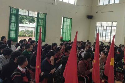 Liên đội PTDTNT phối hợp với sở Y Tế tuyên truyền về Sức khỏe Vị thành niên và bạo lực học đường trong trường học