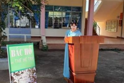 Tuyên truyền giới thiệu sách”Bác Hồ với thế hệ trẻ”