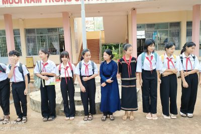 Liên Đội tổ chức sinh hoạt dưới cờ với tiểu phẩm: “Thầy ơi em đã sai”